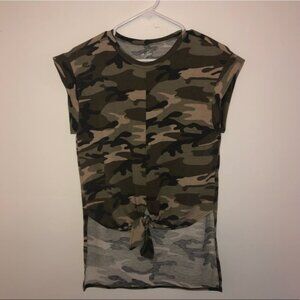 Alya Camo High Low Rolled Sleeve Short Sleeve Tee